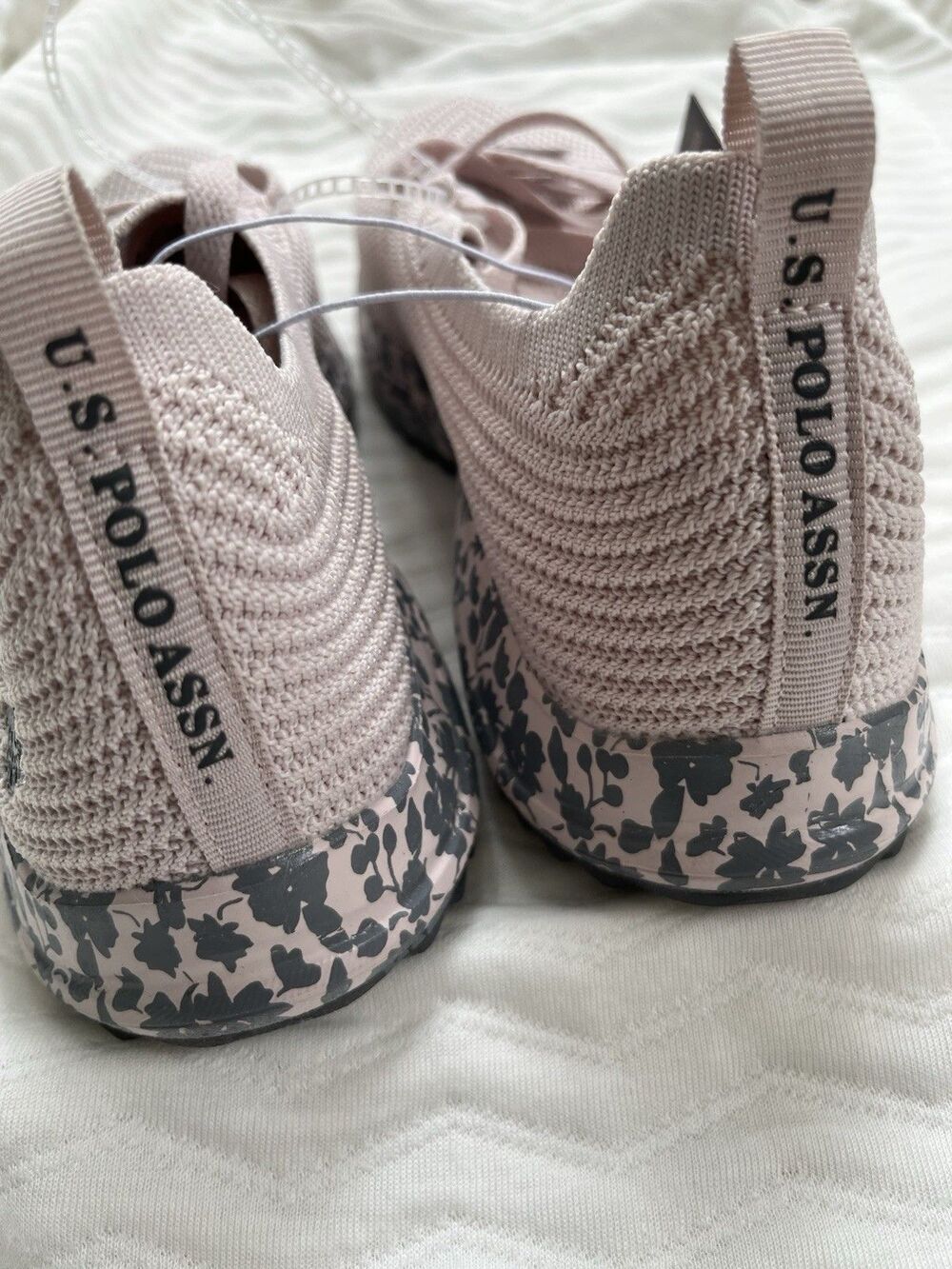 U.S.Polo Assn. Women's Shoes Size 9W Baby Pink Gray Lightweight Slip-On Sneaker - Picture 3 of 7